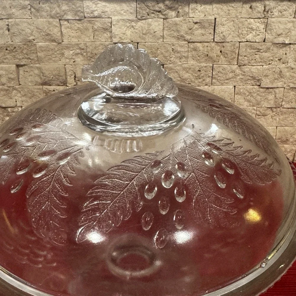Vintage EAPG McKee Glass Barberry Shell Footed Compote‎ Bowl Lidded Candy Dish